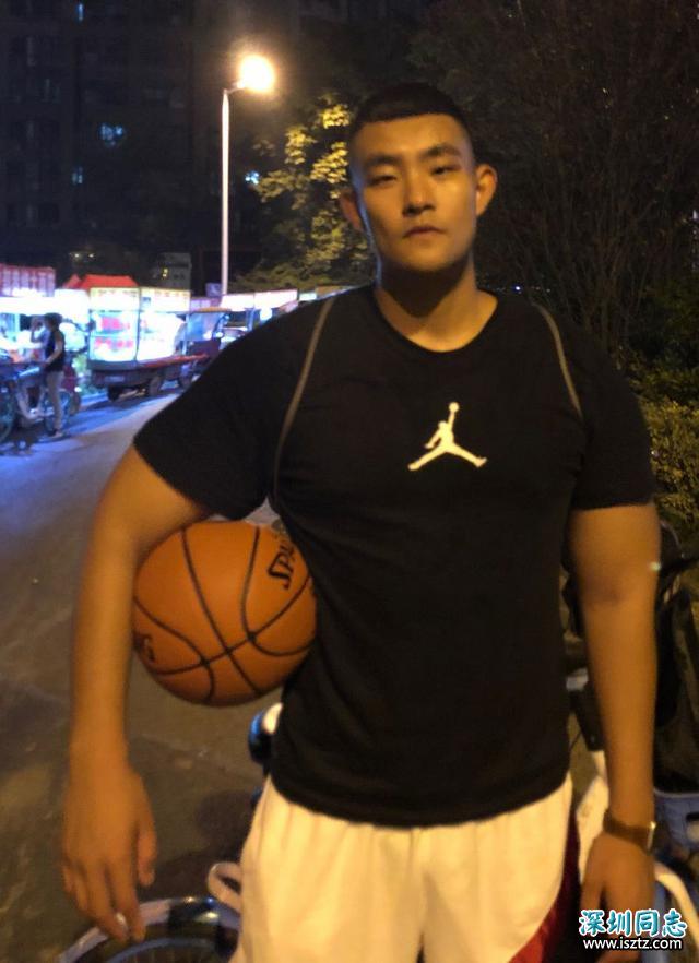 187CM上海大学篮球体育生，这味道很男人